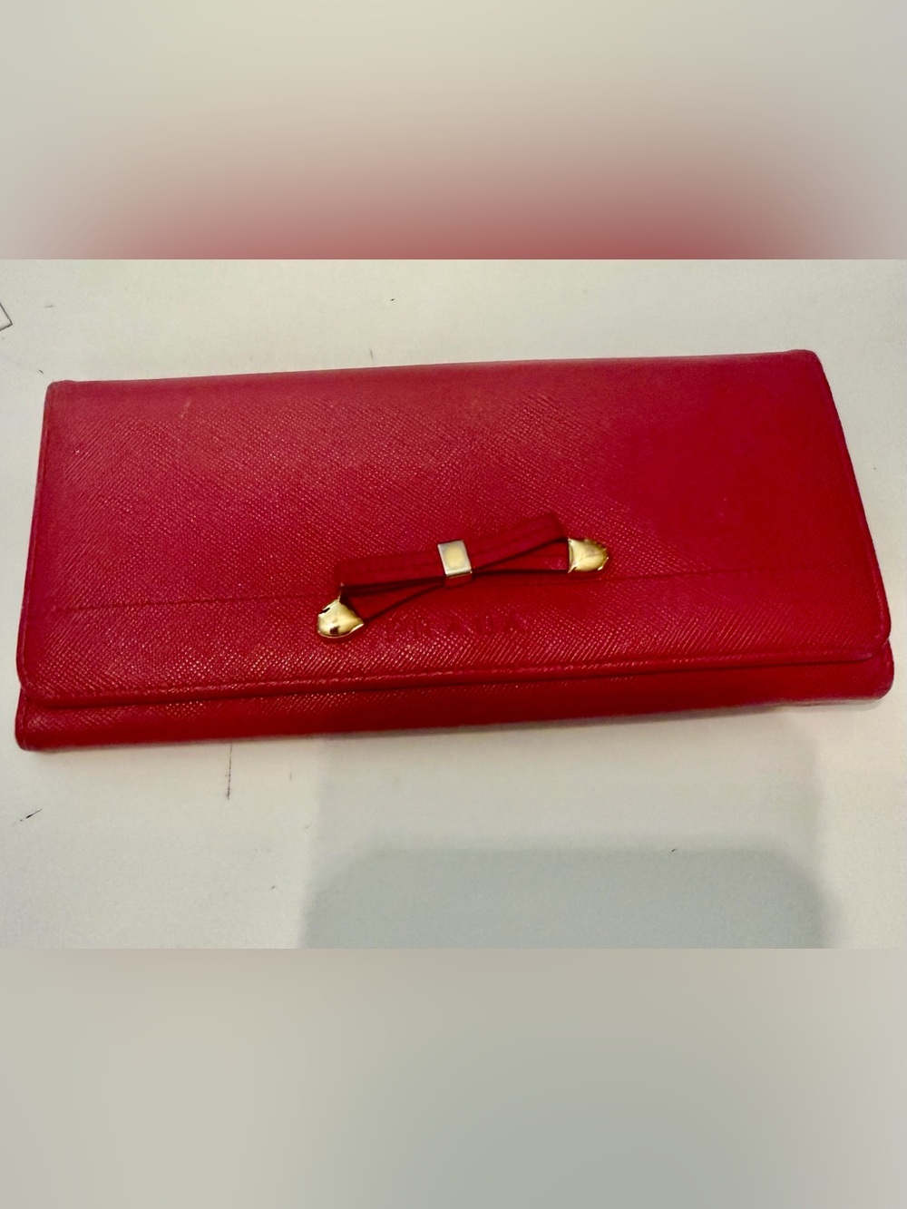 Prada Classic Bow-Accent Women's Clutch Wallet in Pink